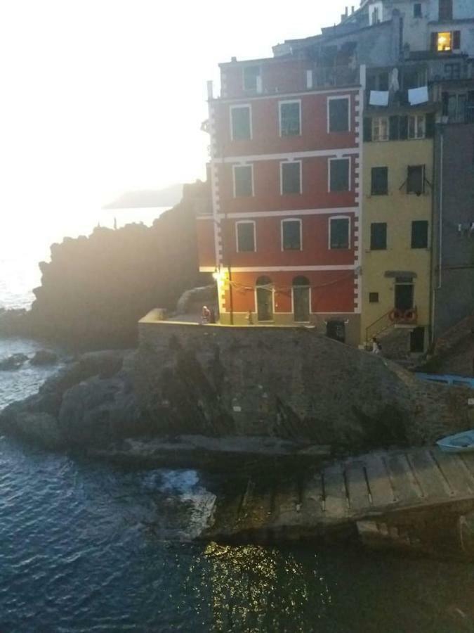 Ca'La Luna - In Centro Con Terrazza Riomaggiore Zewnętrze zdjęcie