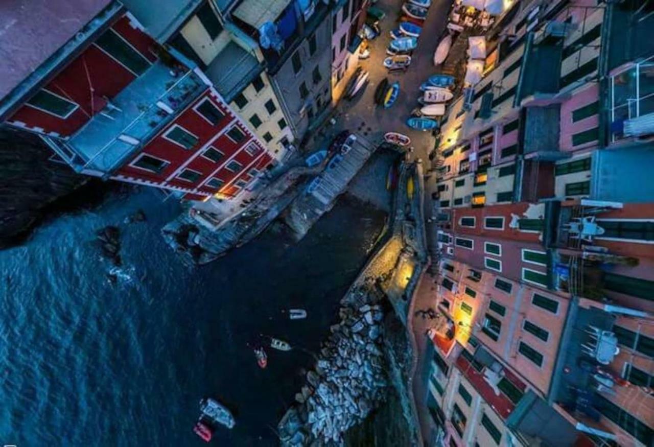 Ca'La Luna - In Centro Con Terrazza Riomaggiore Zewnętrze zdjęcie